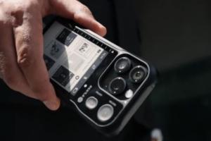 REETLE SmartInk I: Voice Recorder iPhone 17 E-ink Case with AI Translation